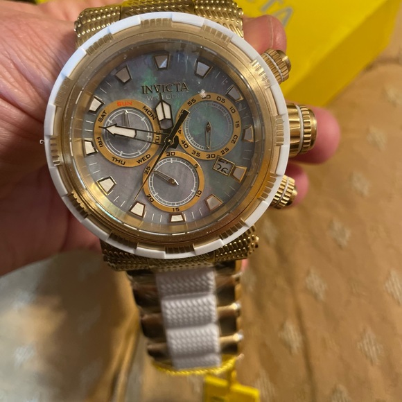 NWT Stylish Men’s Invicta 48mm Mother of Pearl Watch - Picture 6 of 11